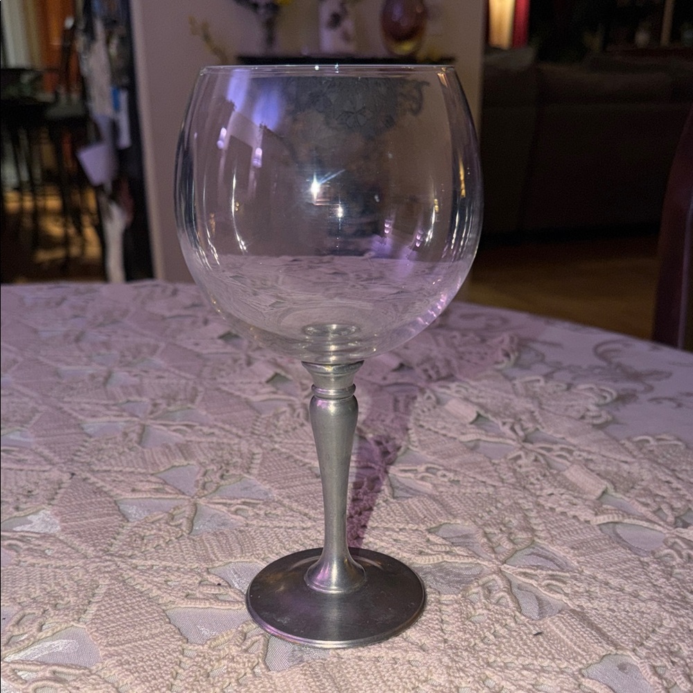 Match Pewter Balloon Wine Glass - Picture 2 of 6